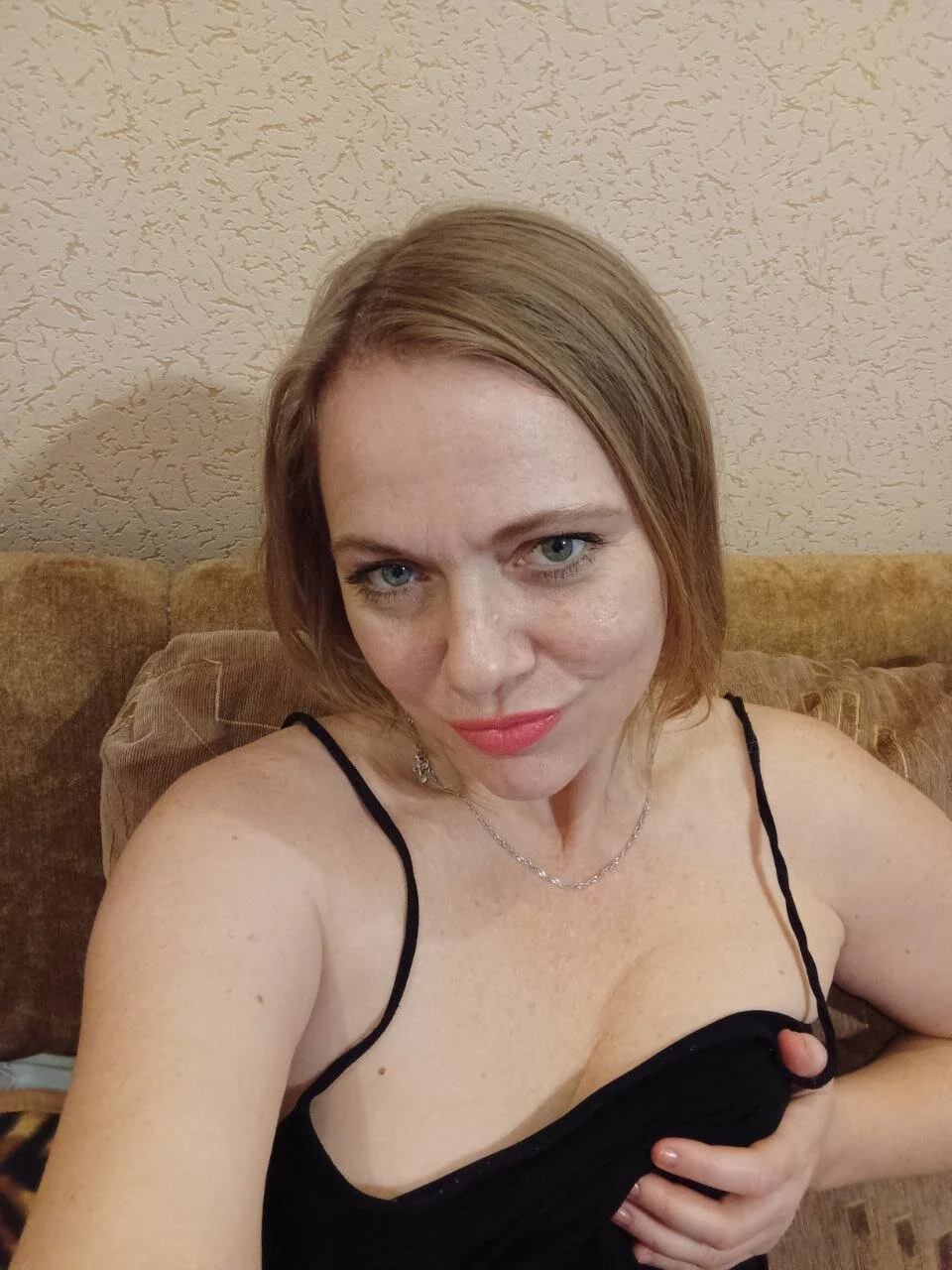 XXX Porn Photo of Nude YourQueenX 19