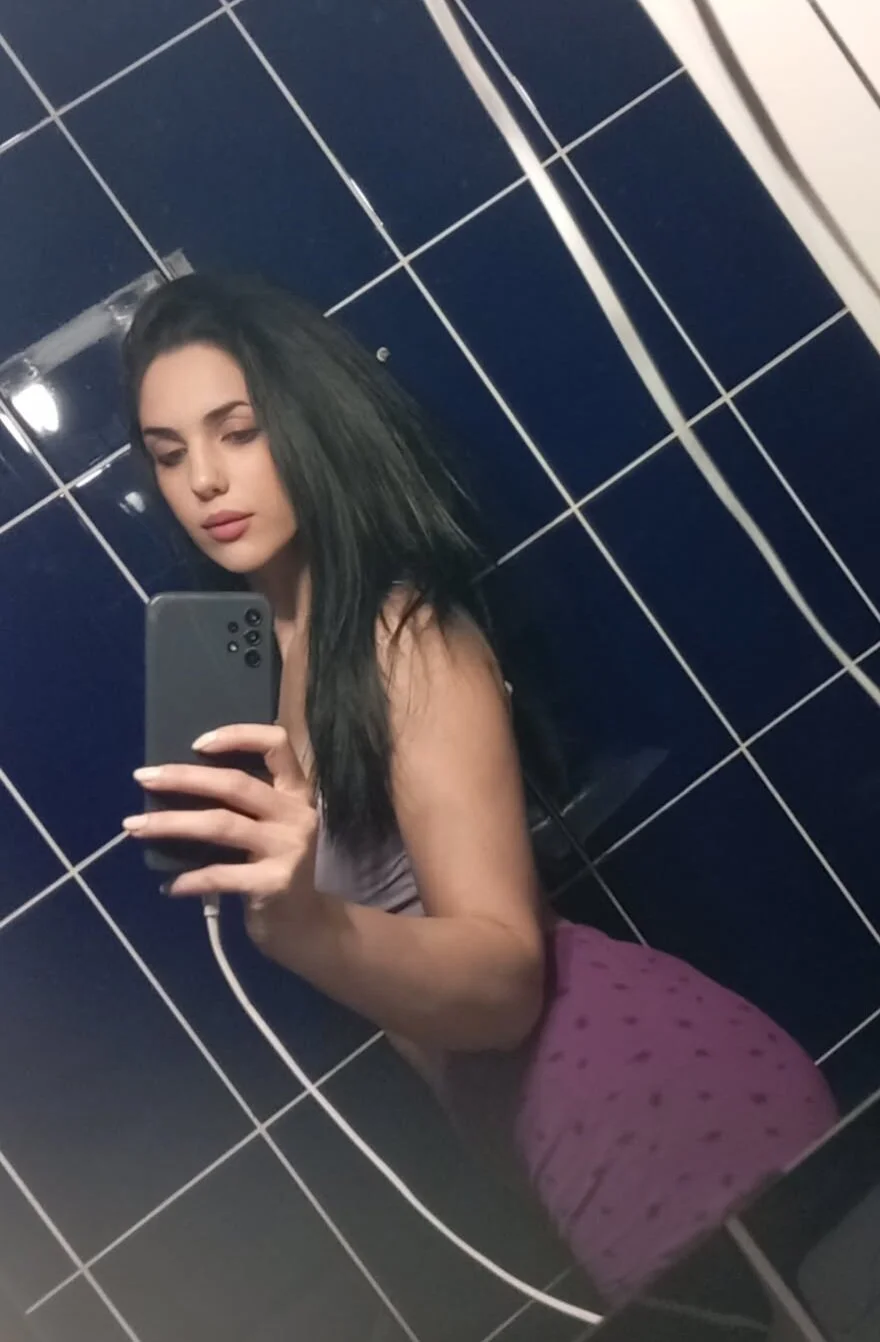 XXX Porn Photo of Nude LauraDelightX 8