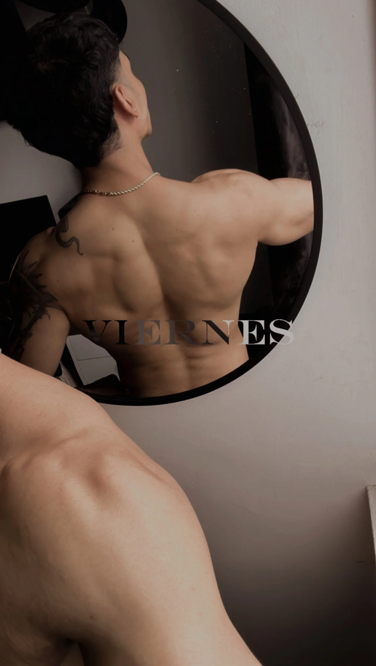 XXX Porn Photo of Nude muscle_boyhorny 195