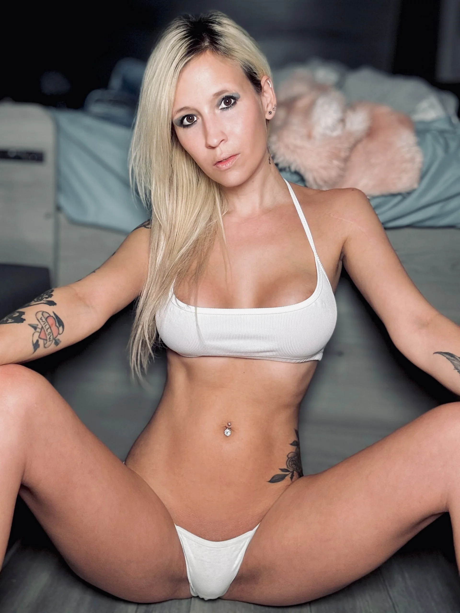 XXX Porn Photo of Nude ava_west 4