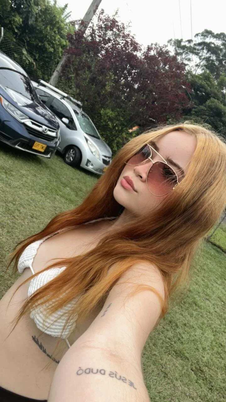 XXX Porn Photo of Nude SelenaMiel 2