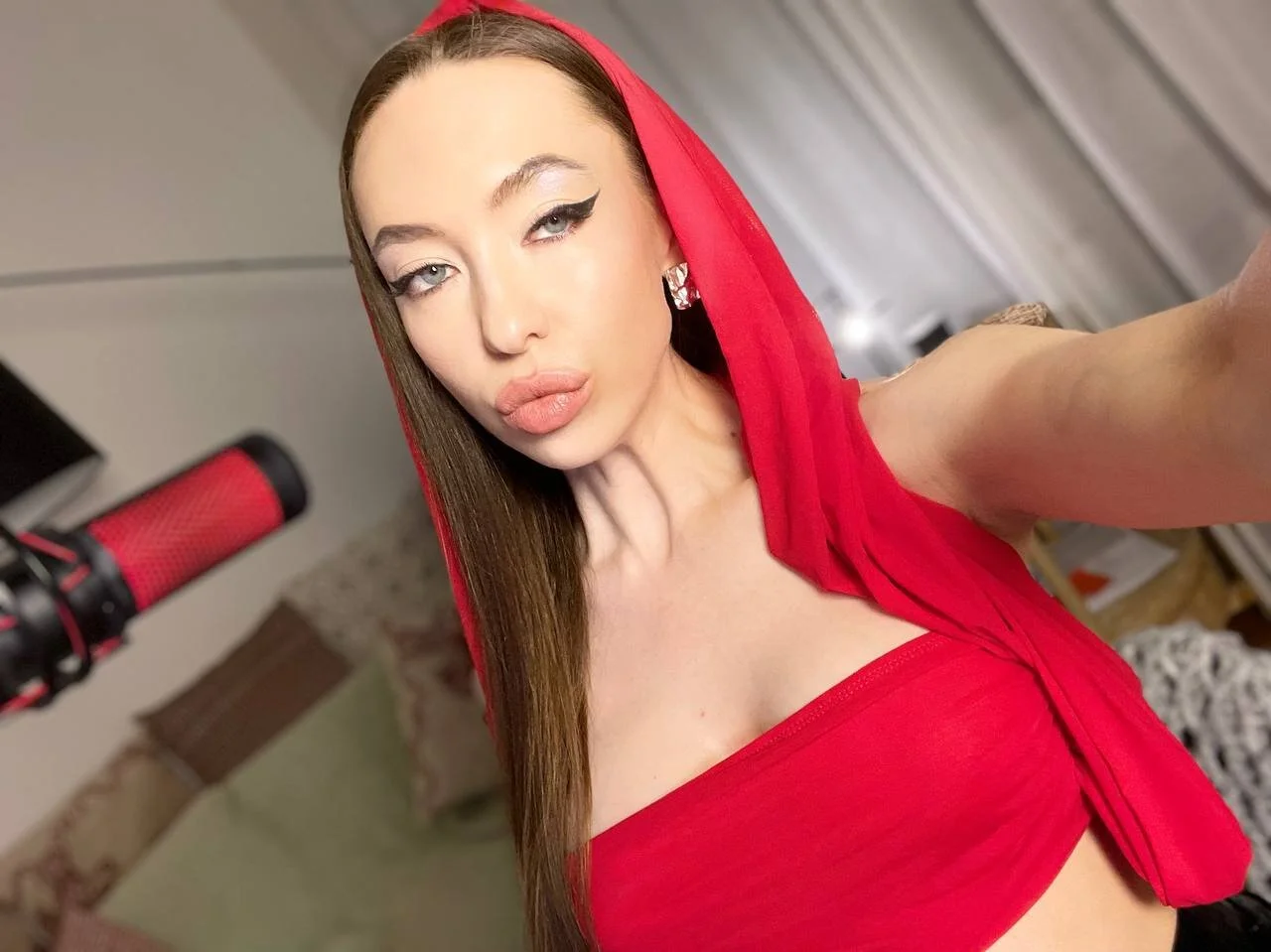 XXX Porn Photo of Nude supreme_dominatrix 15