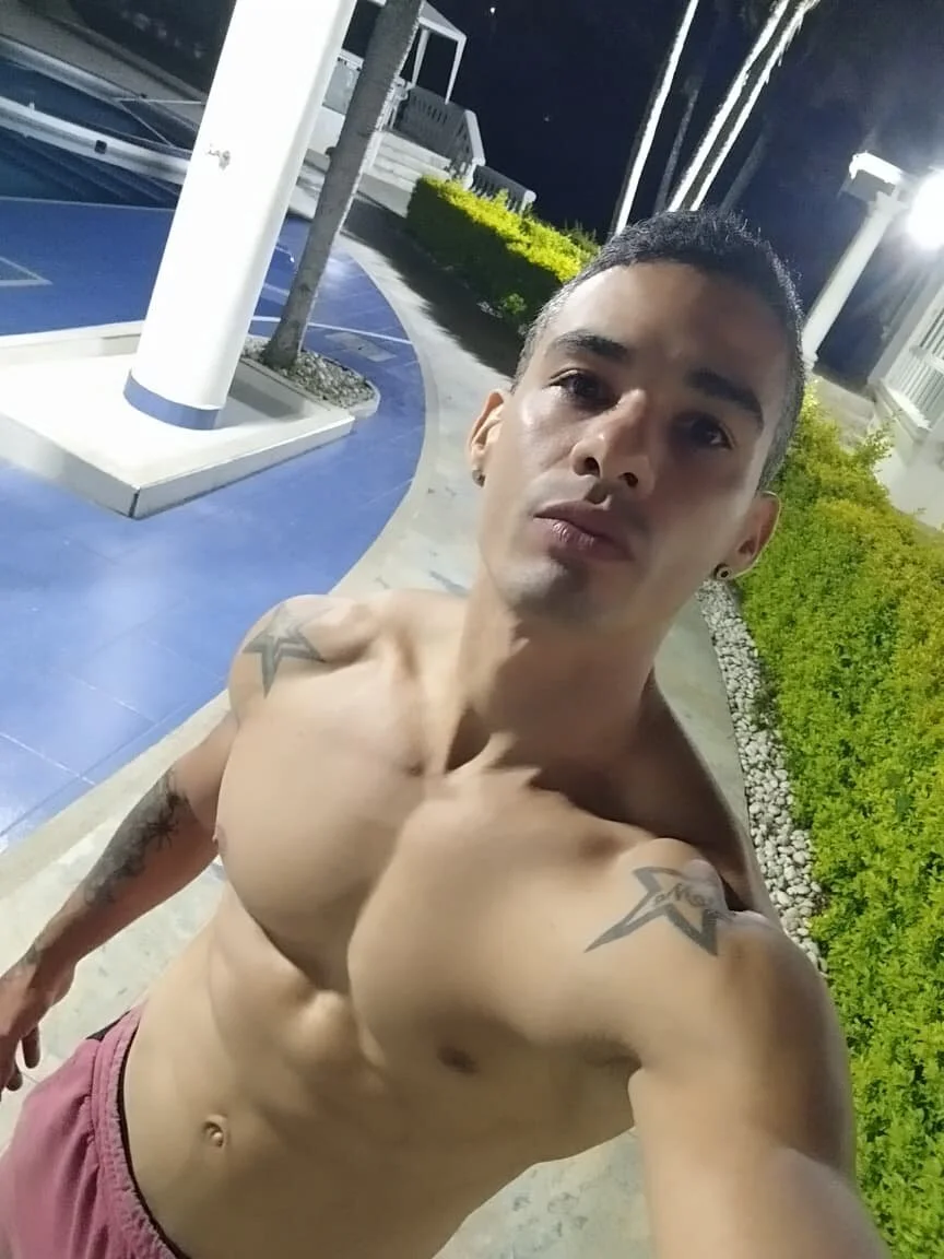 XXX Porn Photo of Nude Rich_Underworld 3