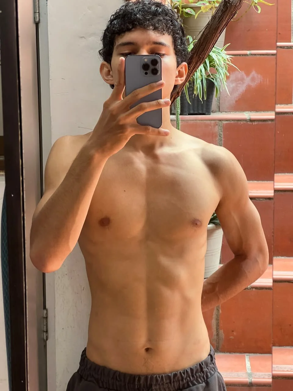 XXX Porn Photo of Nude Samuel_Hills_II 1