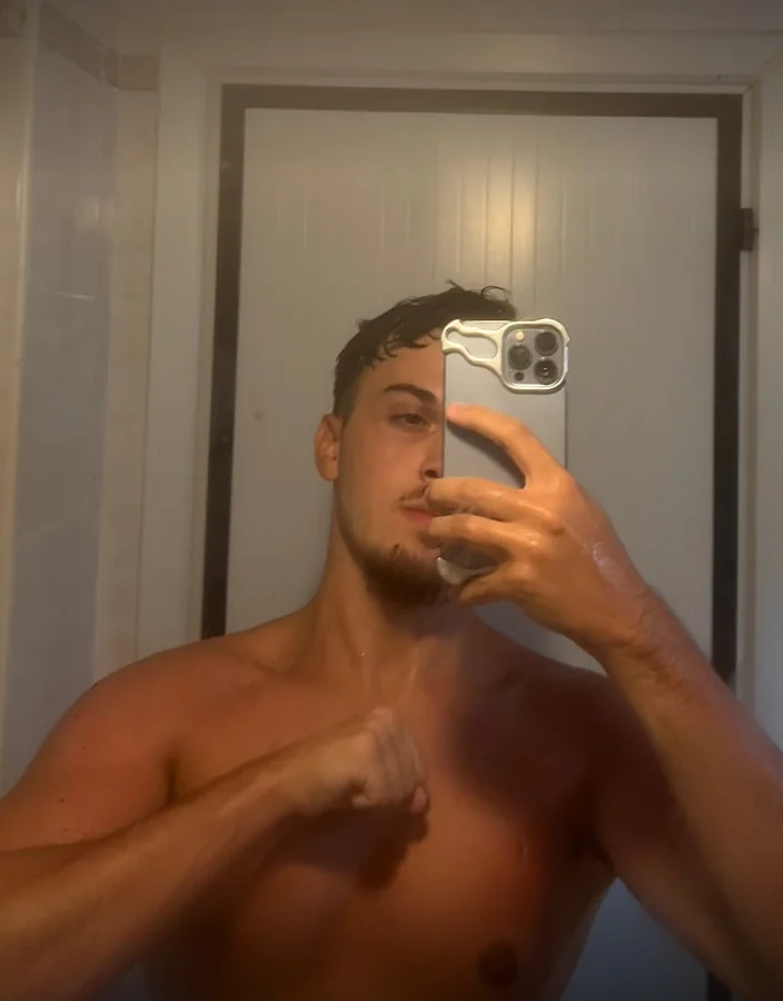 XXX Porn Photo of Nude NaplesGuy04 4