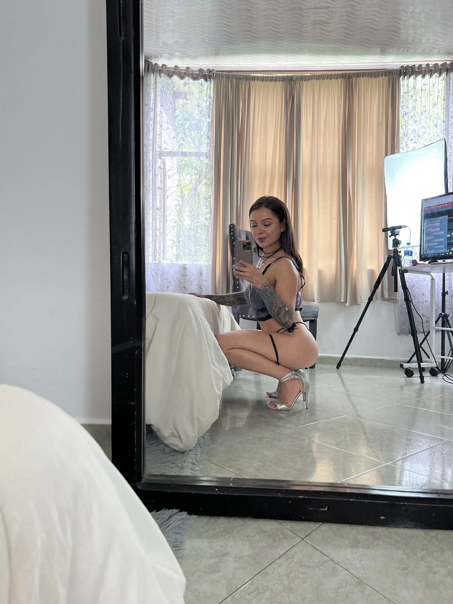 XXX Porn Photo of Nude Selena_G69 971