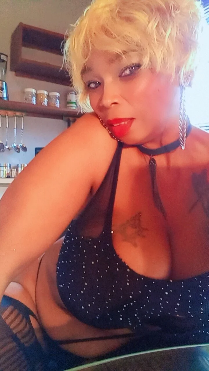 XXX Porn Photo of Nude Gucci_Bx 40