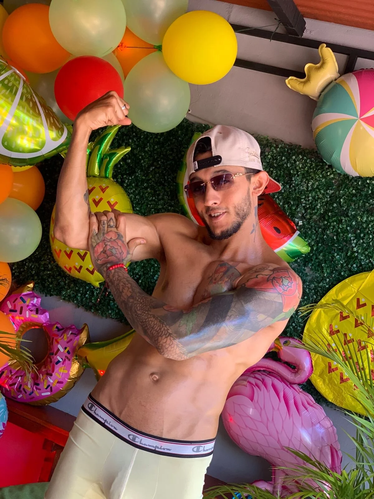 XXX Porn Photo of Nude jonas_conor 26