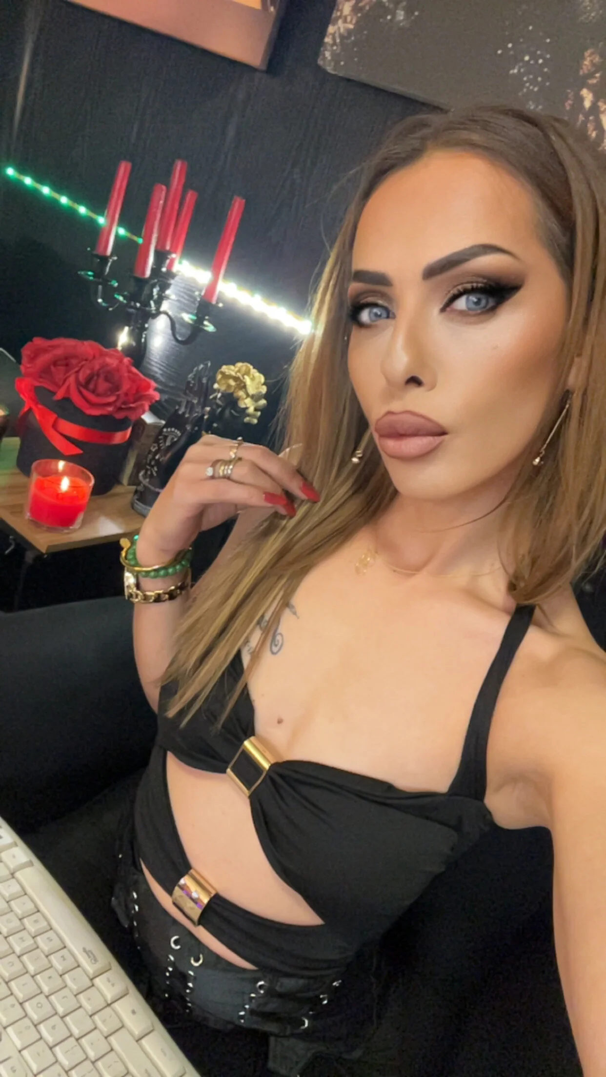 XXX Porn Photo of Nude DominatrixEve 12