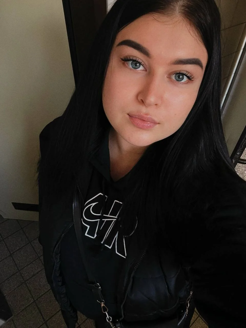 XXX Porn Photo of Nude CassieLazy 2