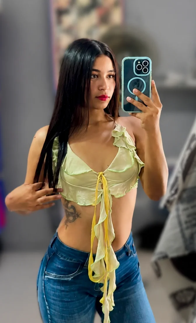 XXX Porn Photo of Nude ruth_wells 1