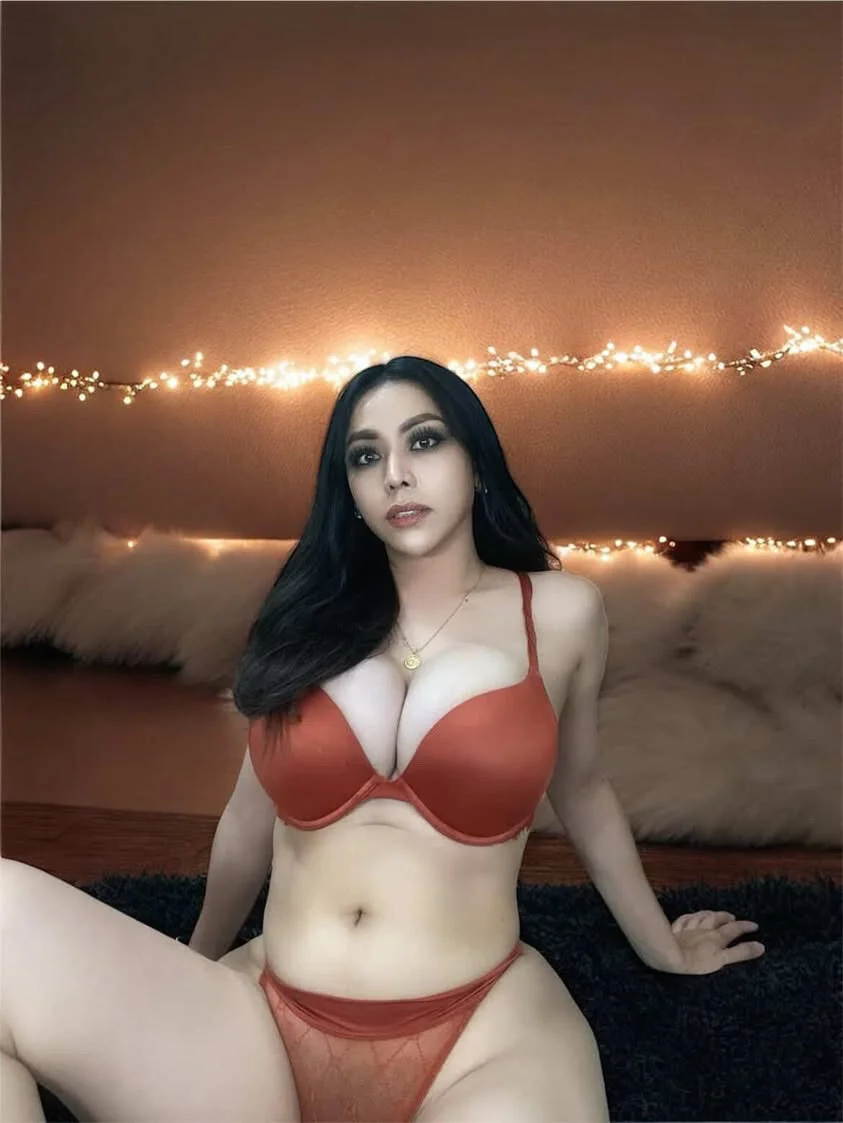XXX Porn Photo of Nude hermosaALONDRAxx 14