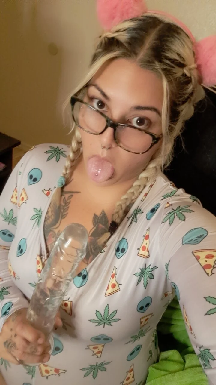 XXX Porn Photo of Nude ShineyQuinn 6