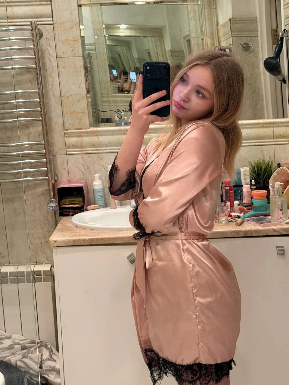 XXX Porn Photo of Nude Leifuture 7