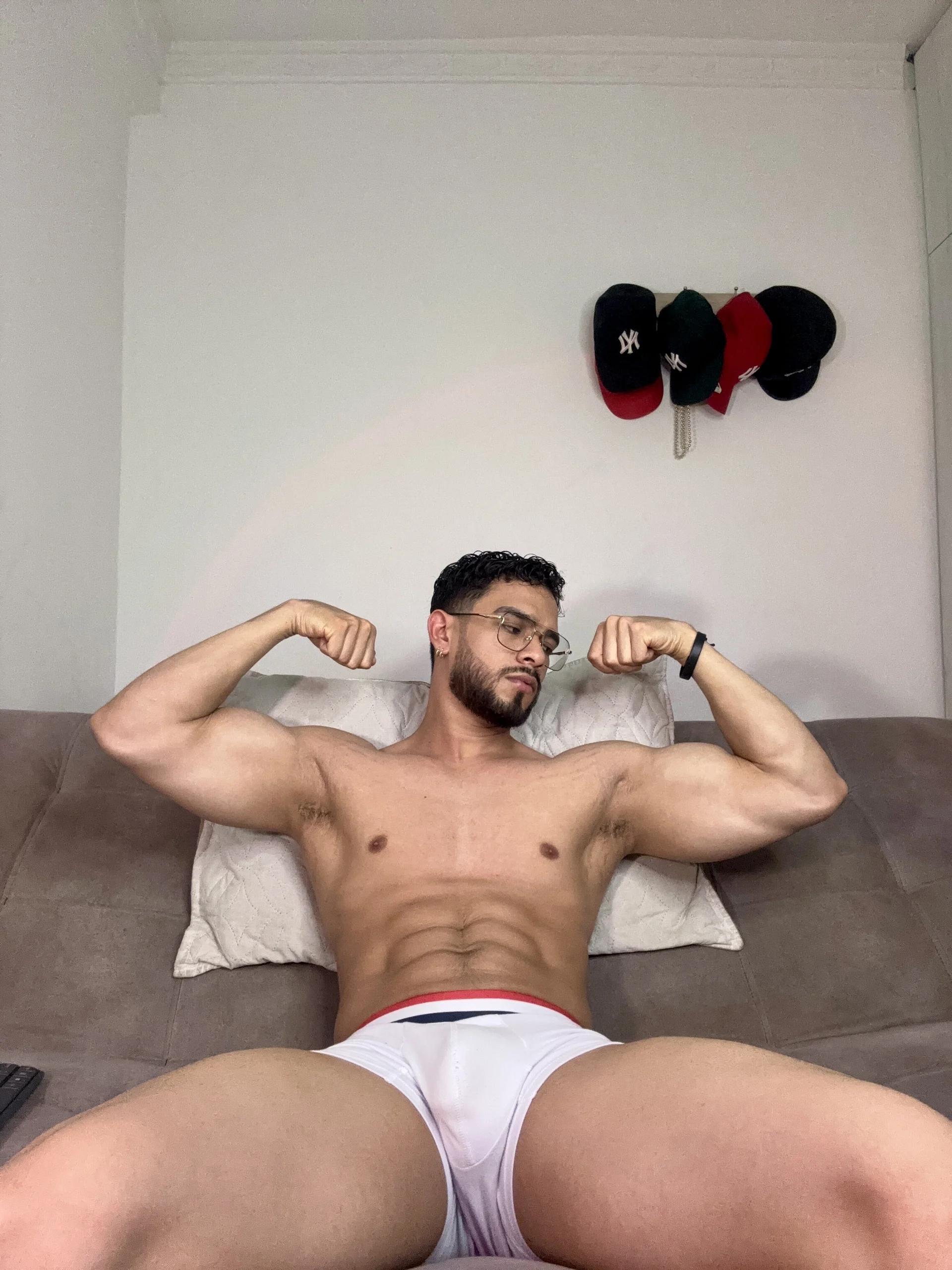 XXX Porn Photo of Nude Josseph1_ 40
