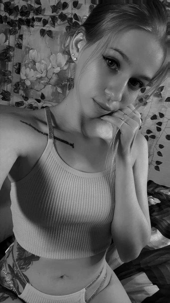 XXX Porn Photo of Nude Crazy_baby_fox 3