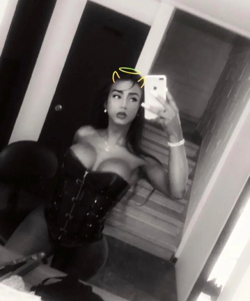 XXX Porn Photo of Nude touchm_cockhard 7