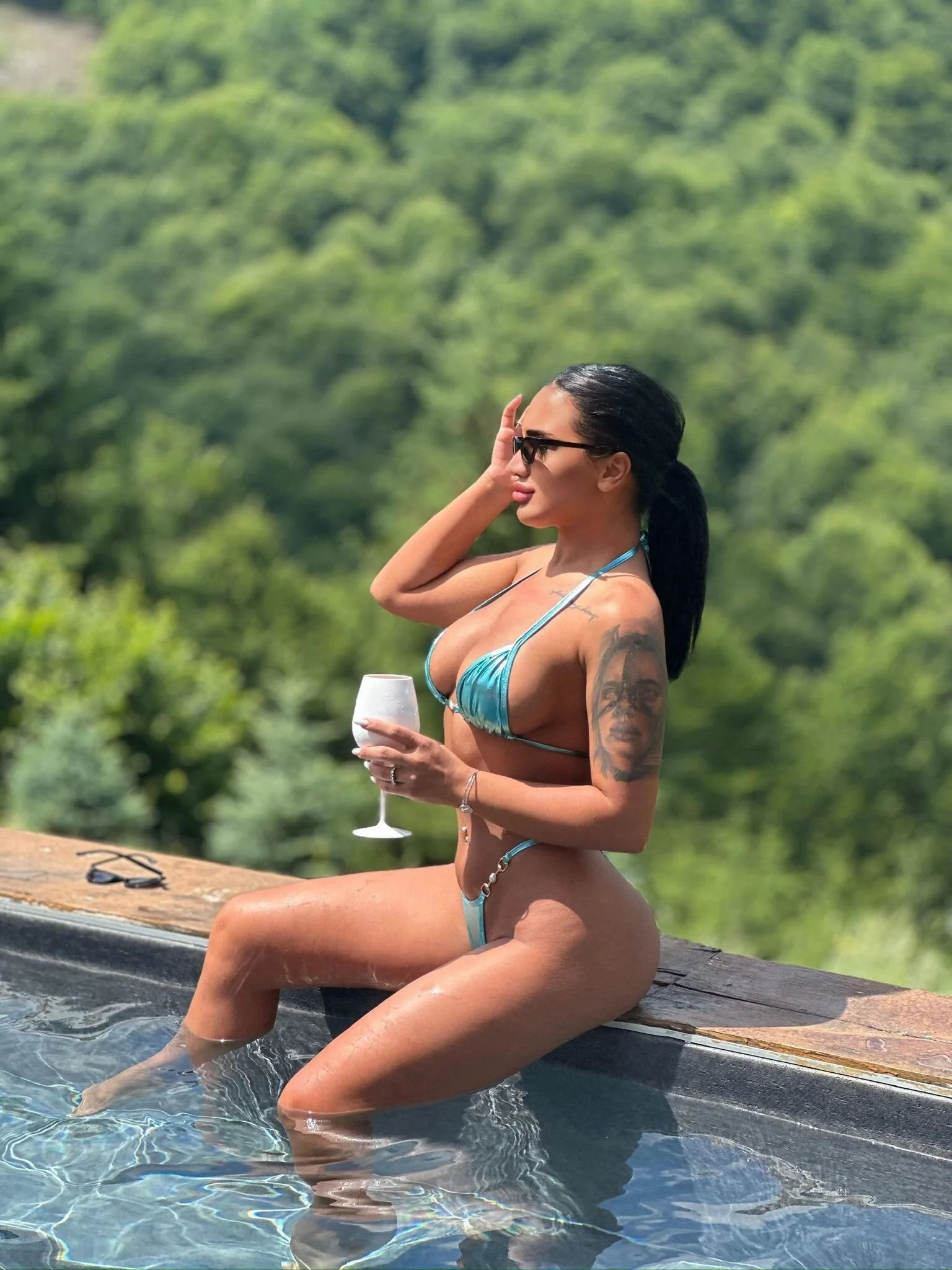 XXX Porn Photo of Nude sarah_aadams_ 1