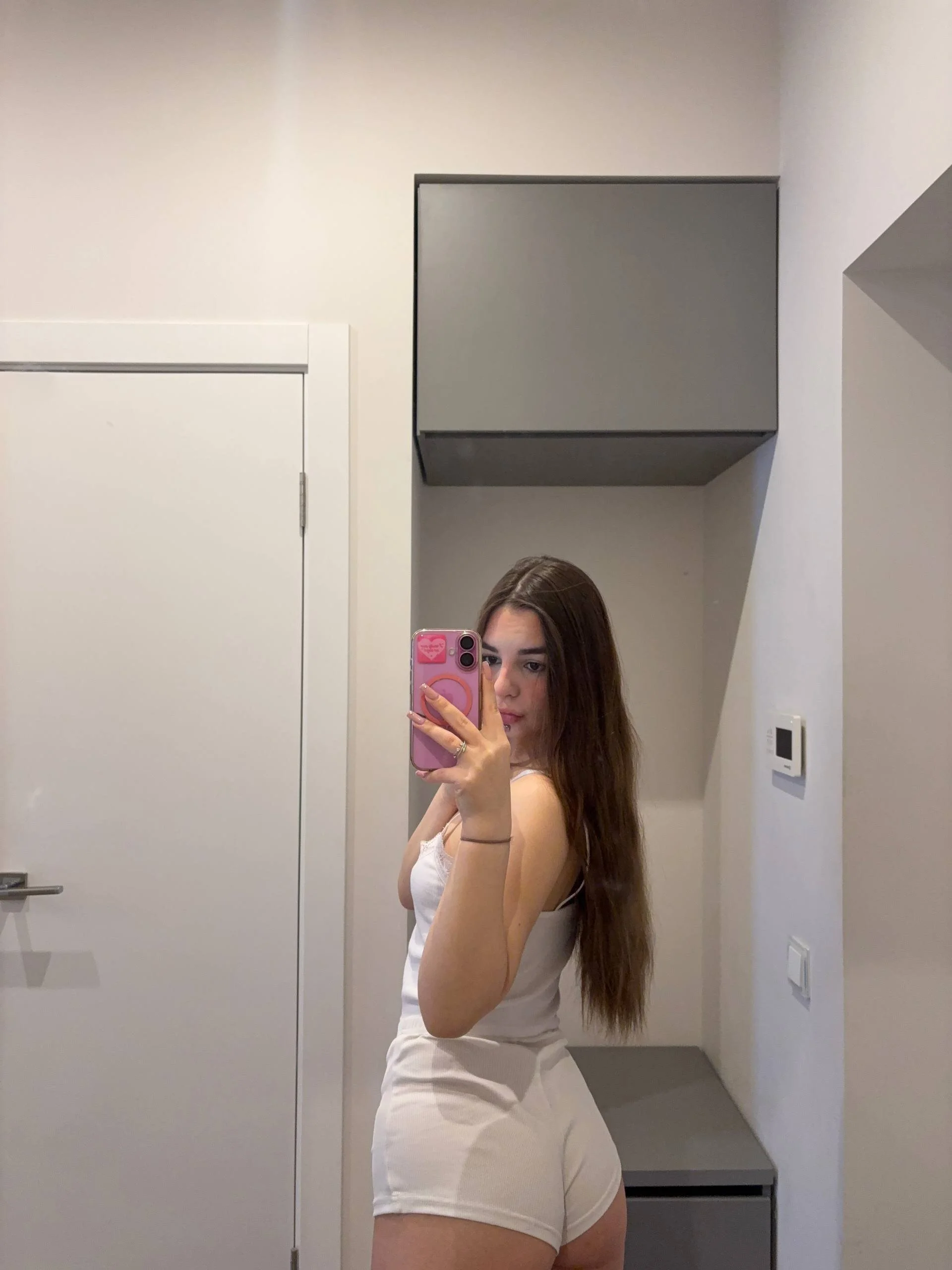XXX Porn Photo of Nude LauraHansil 18