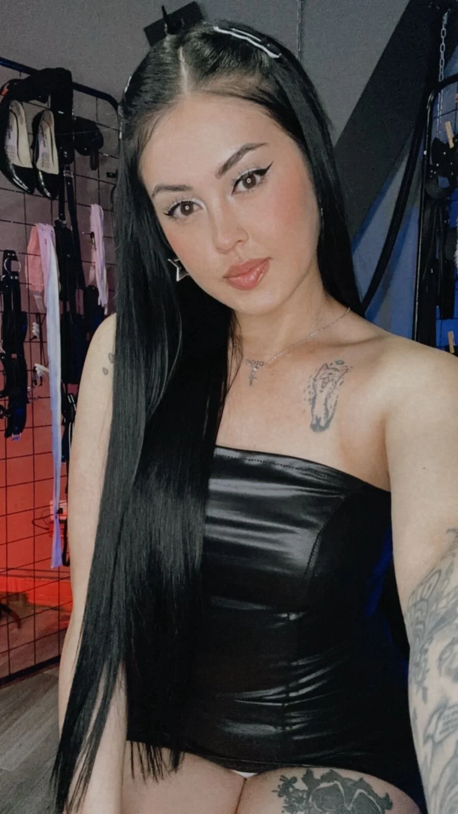 XXX Porn Photo of Nude MissVictorya_BDSM 16