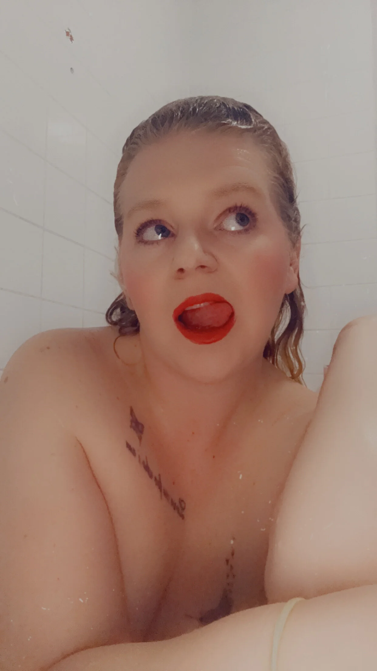 XXX Porn Photo of Nude milfshaker66 9