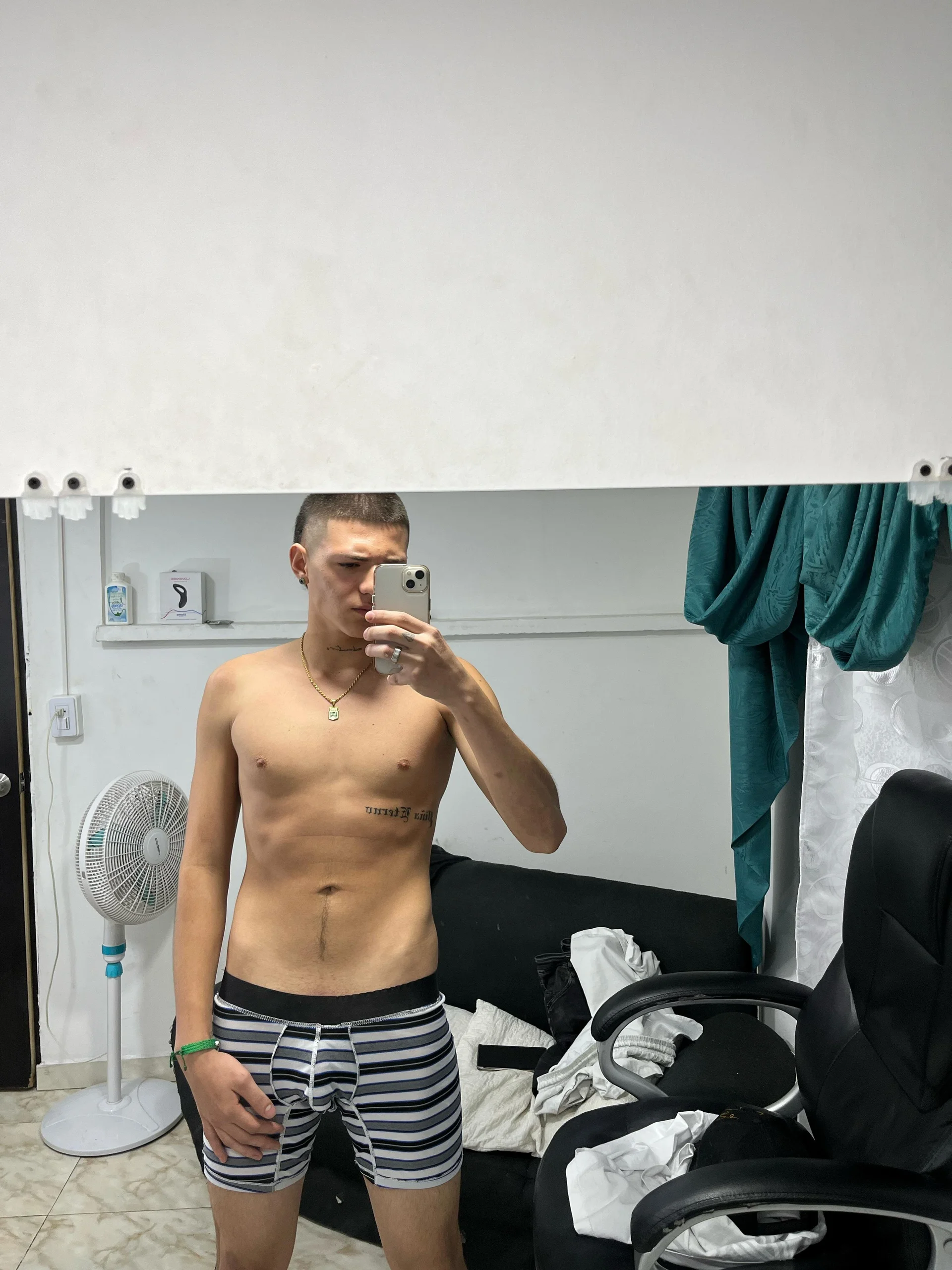 XXX Porn Photo of Nude NickyyFlow 5