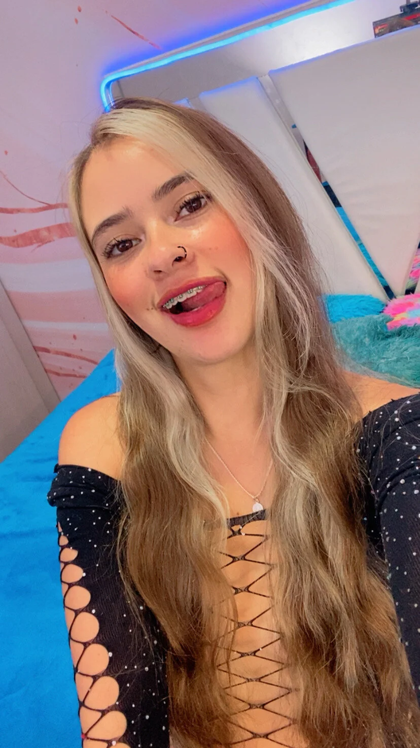 XXX Porn Photo of Nude KarolMadison21 14