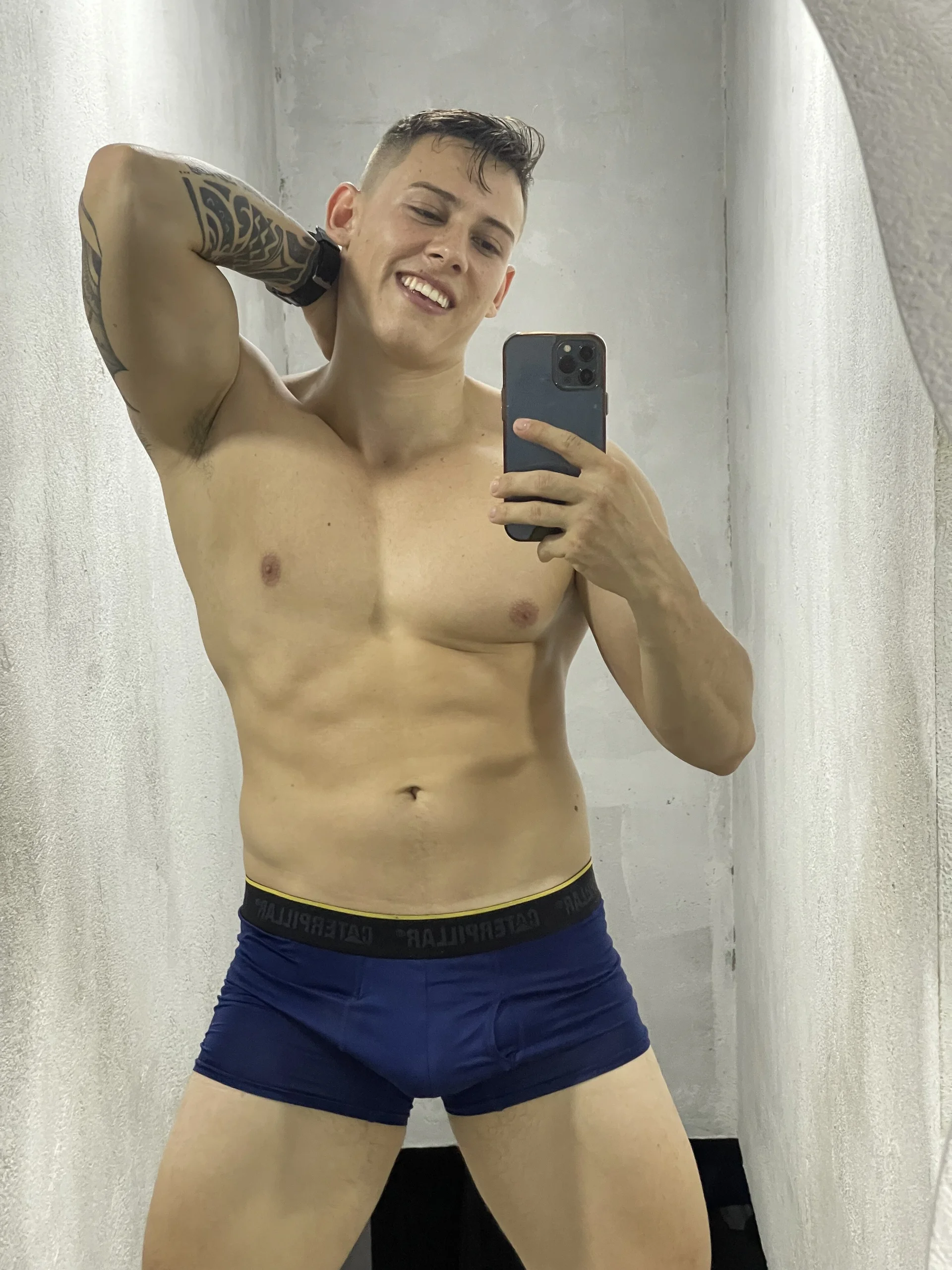XXX Porn Photo of Nude Muscle_King_Cum 40