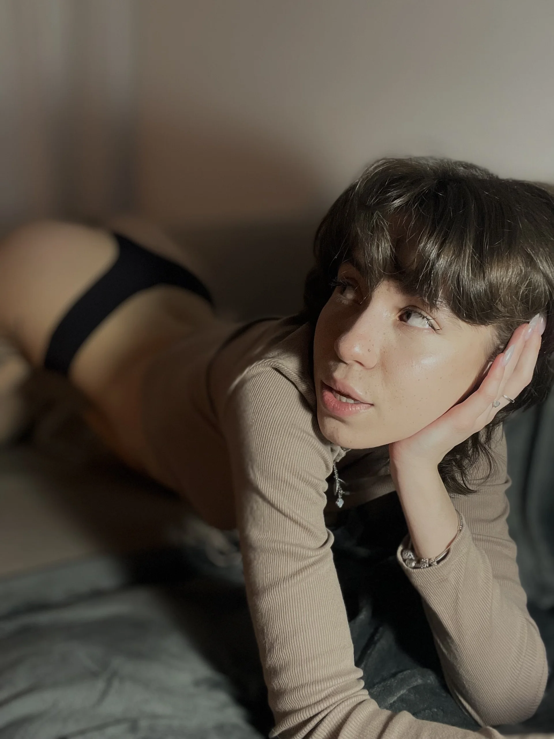 XXX Porn Photo of Nude Girls_Kissing 2
