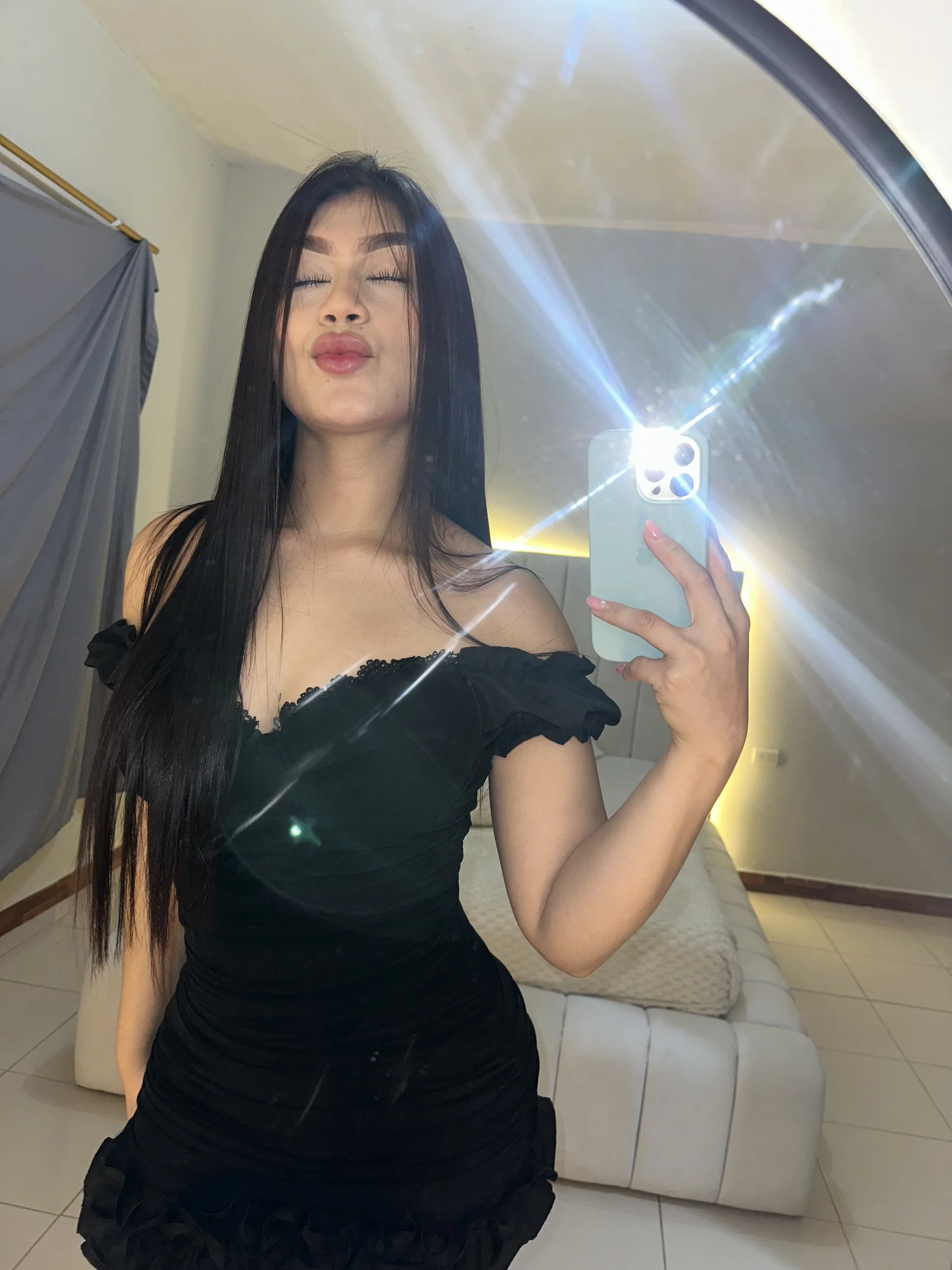XXX Porn Photo of Nude EmmaMartiinez 6