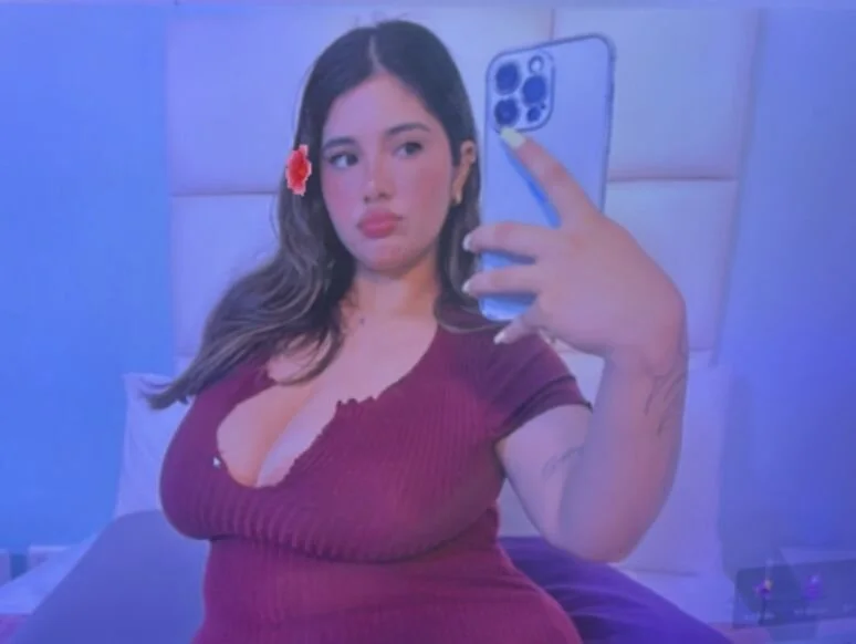 XXX Porn Photo of Nude CortanaAdamss 21