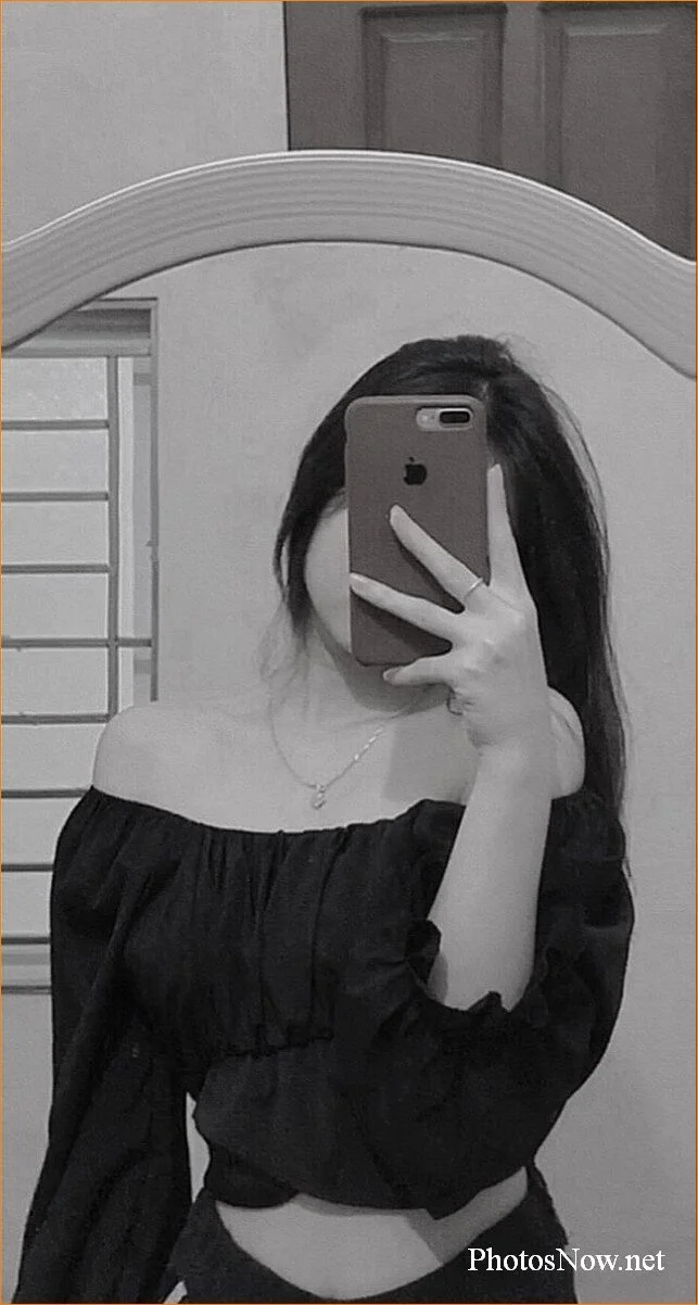 XXX Porn Photo of Nude SWEET_AARU1 2