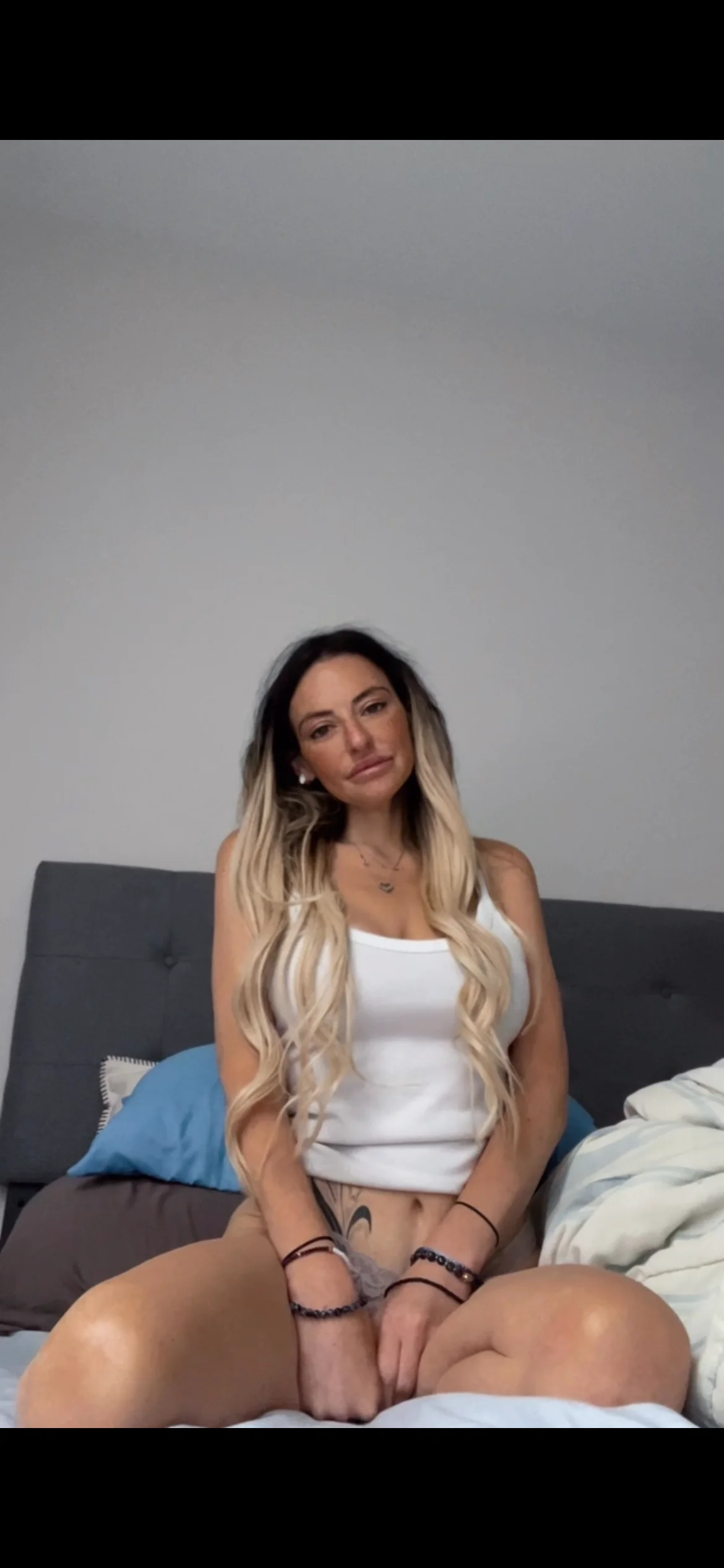 XXX Porn Photo of Nude Ariestarlights 10