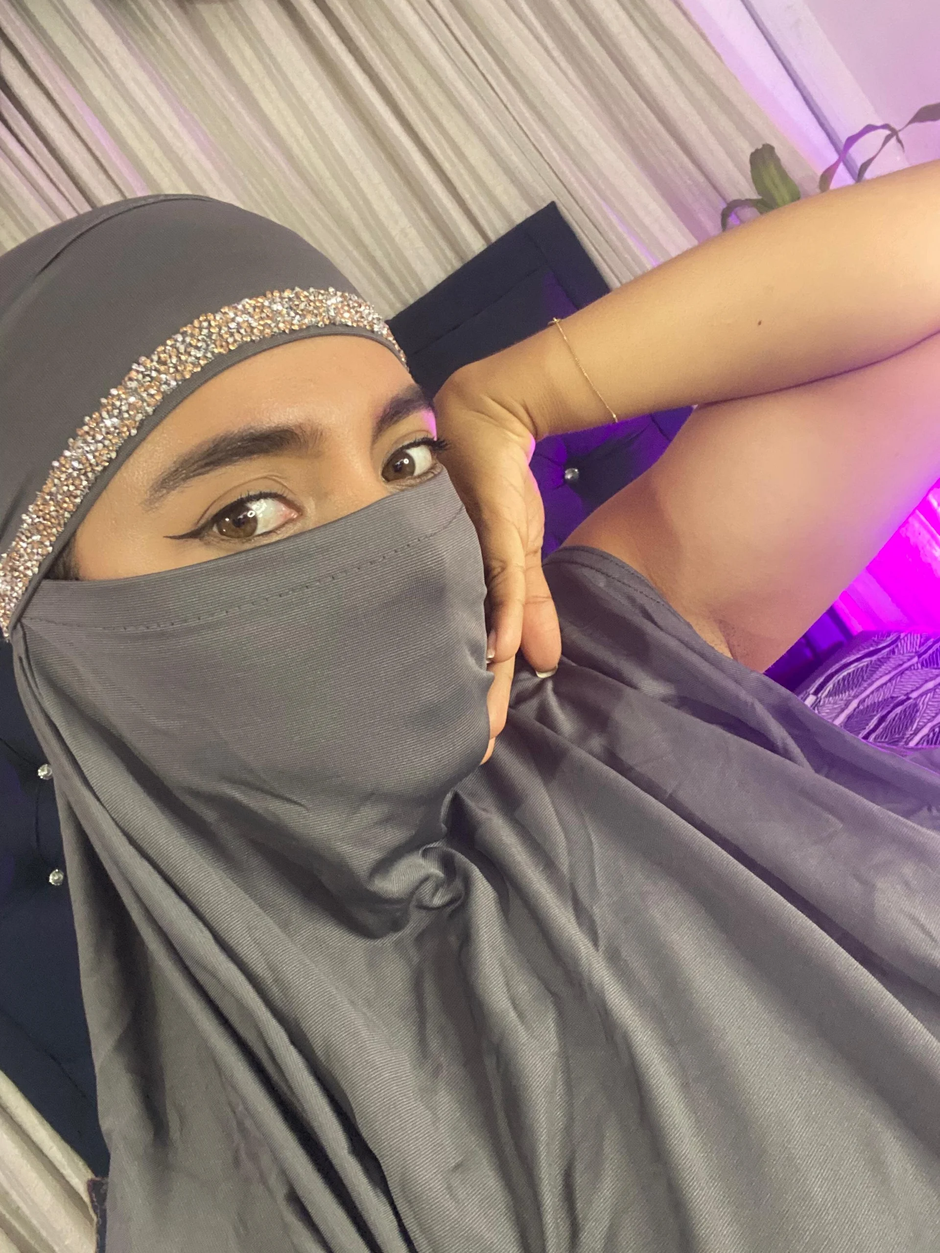 XXX Porn Photo of Nude jade_nassar 8