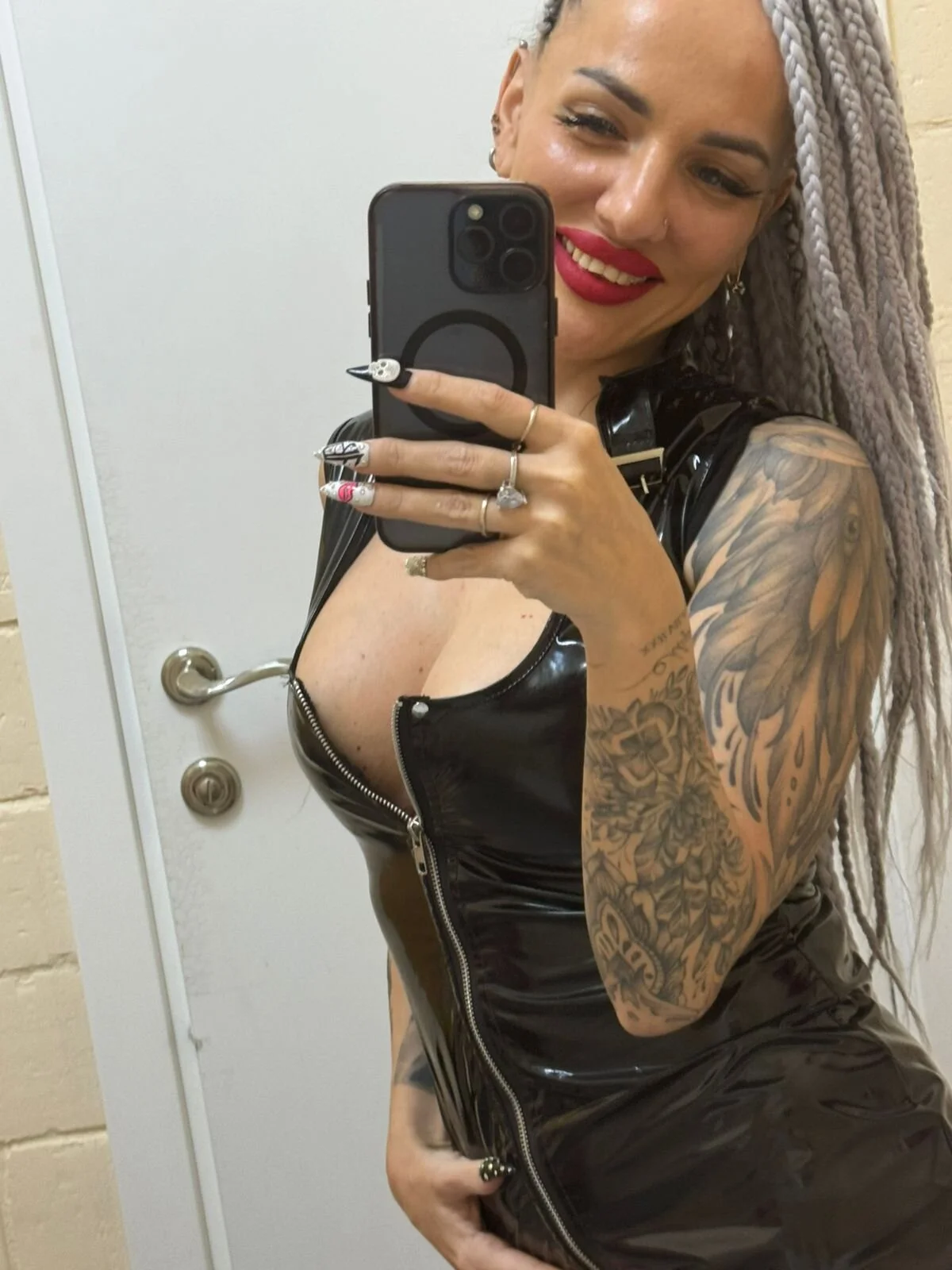 XXX Porn Photo of Nude Monicamaxwell 11