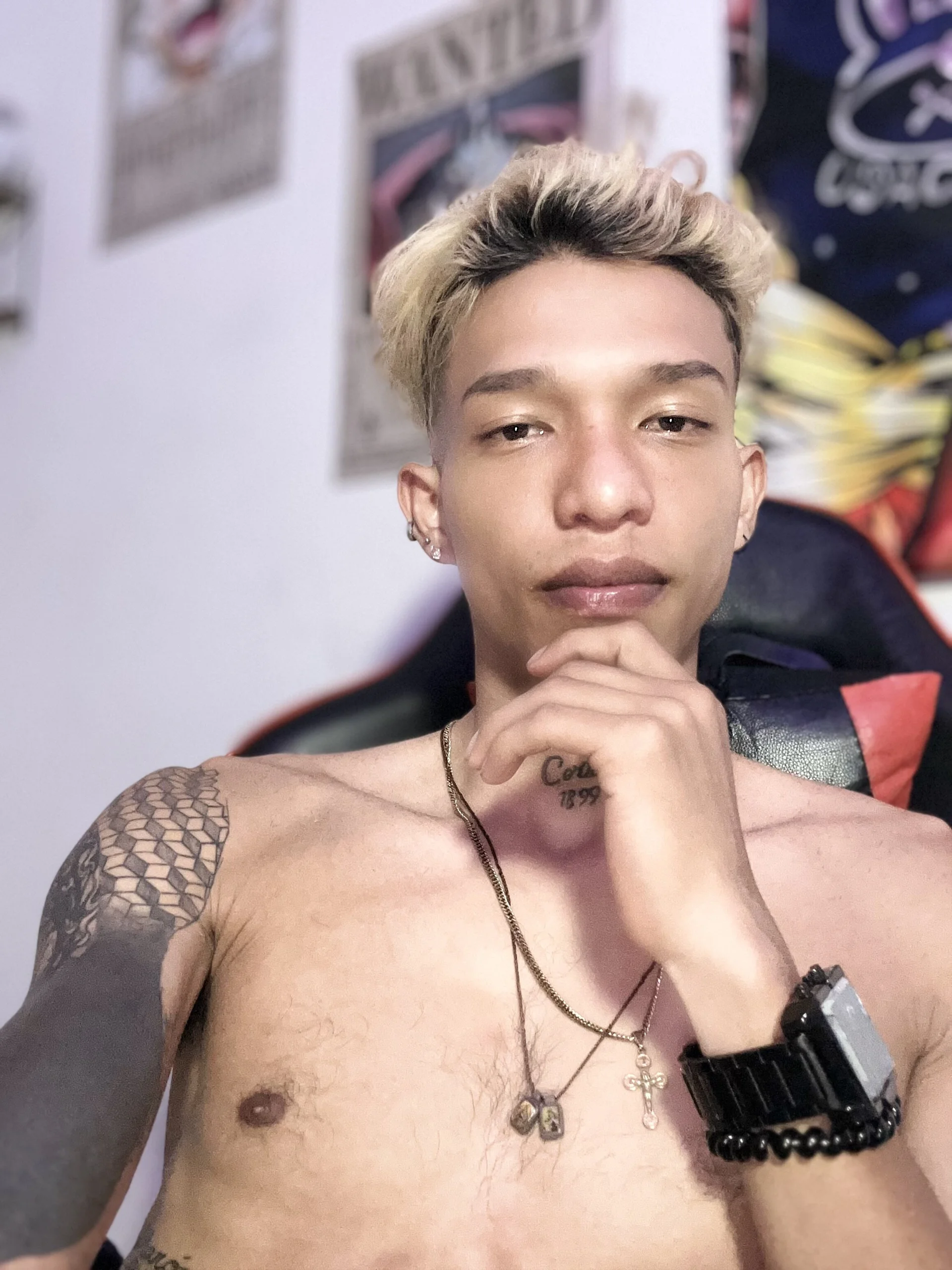 XXX Porn Photo of Nude TommyGun_22 11