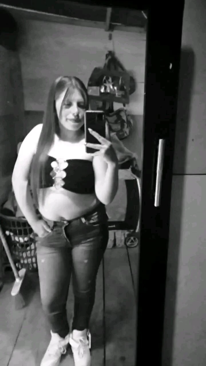 XXX Porn Photo of Nude emycutecs 1