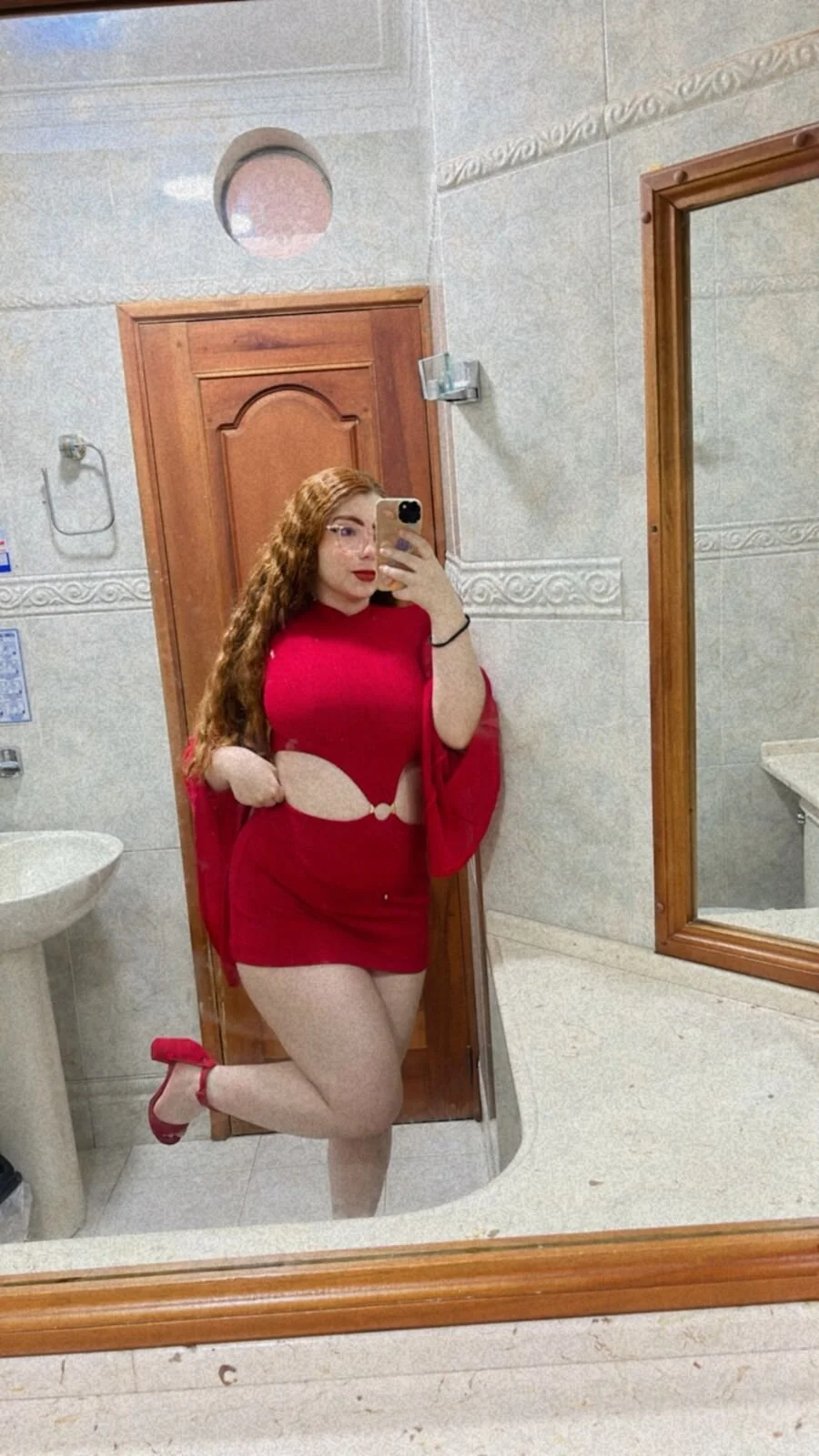 XXX Porn Photo of Nude lizy_portman 70