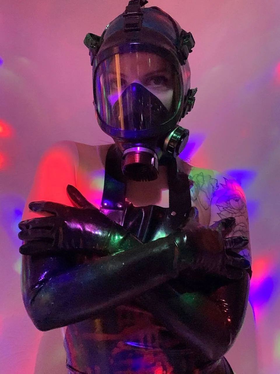 XXX Porn Photo of Nude auroralatexprincess 4
