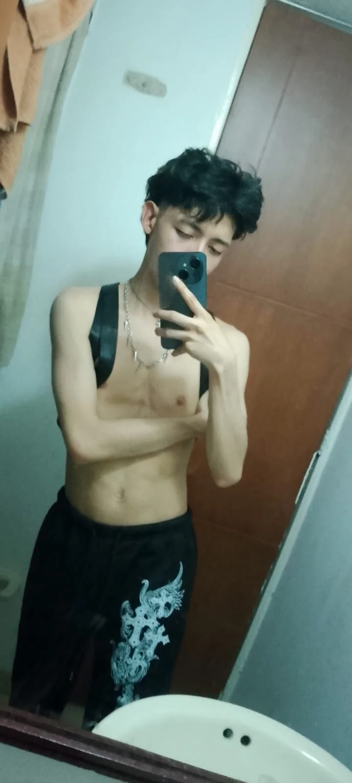 XXX Porn Photo of Nude Twink_Sebas7 14