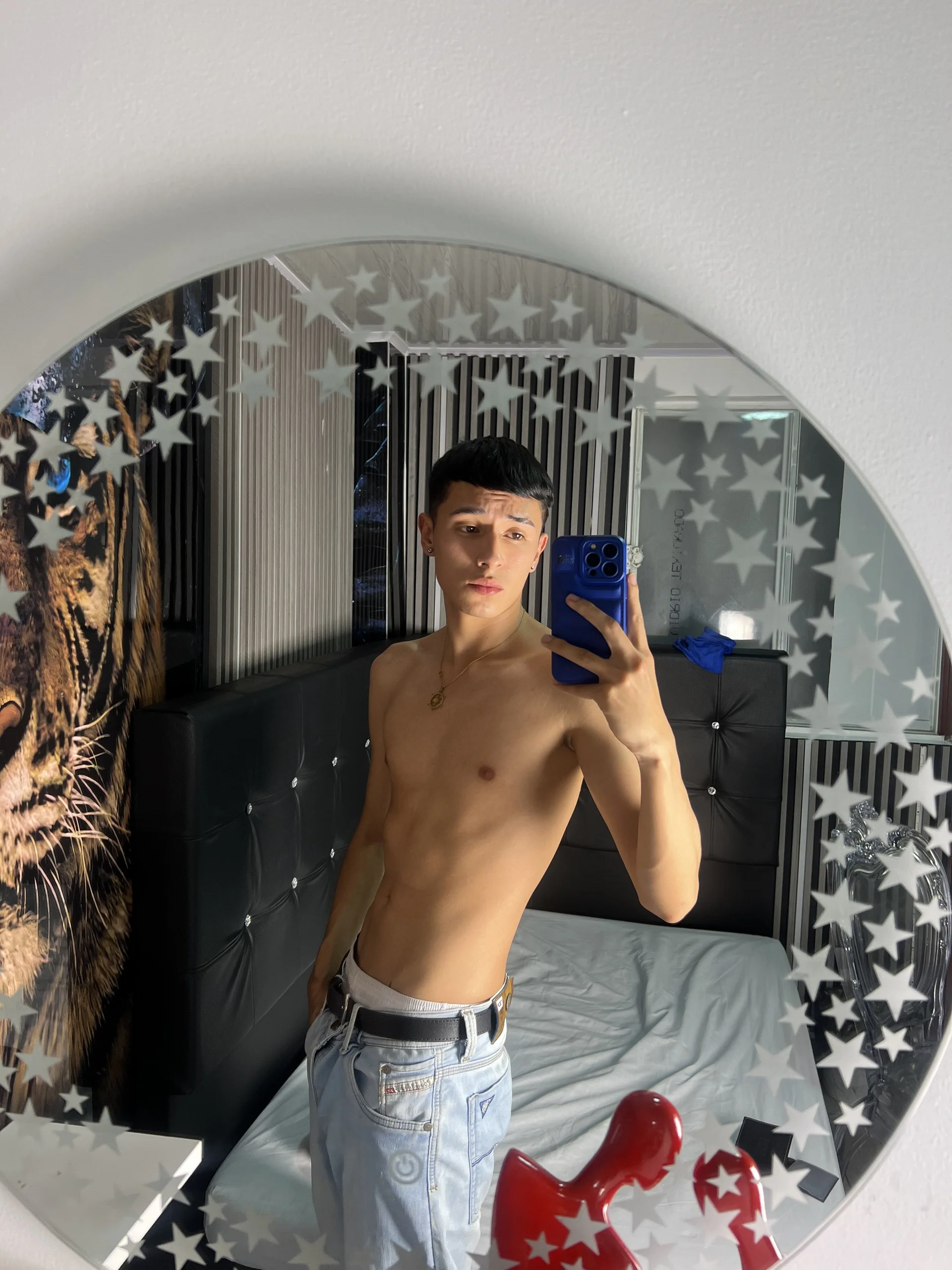 XXX Porn Photo of Nude Isaac_tan 6