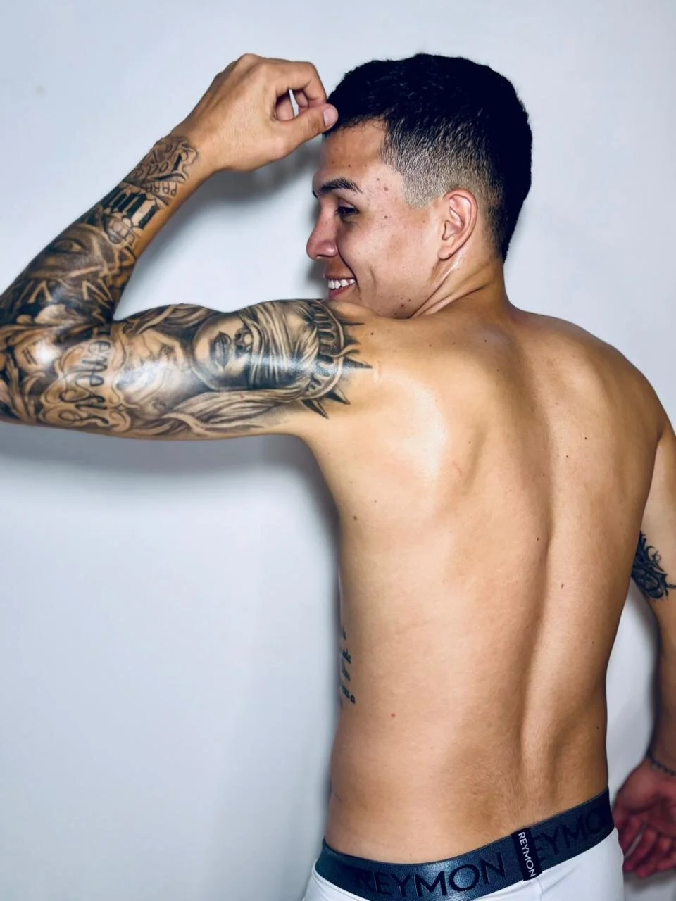 XXX Porn Photo of Nude MrJuan4 7