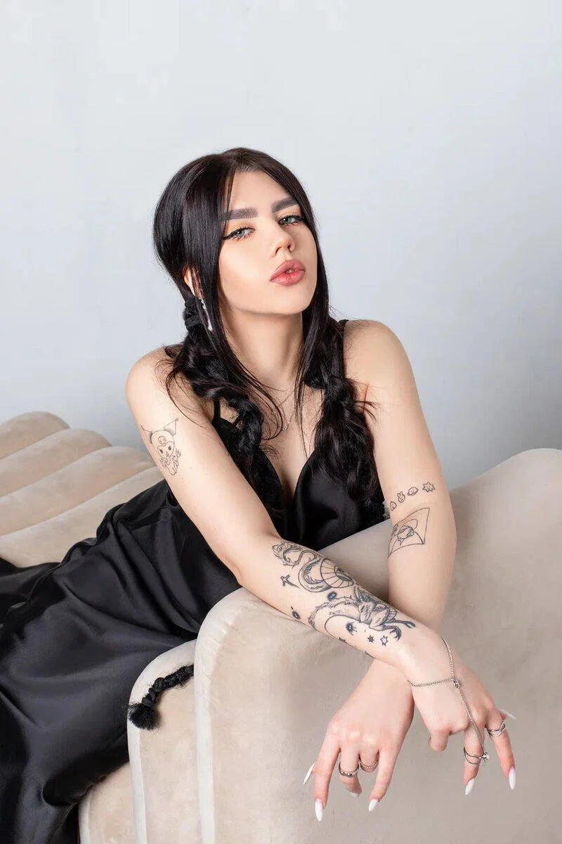 XXX Porn Photo of Nude dolly_ll 7