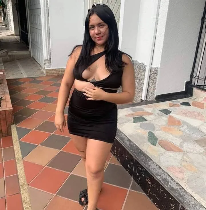 XXX Porn Photo of Nude sharlotthe_bigass 2