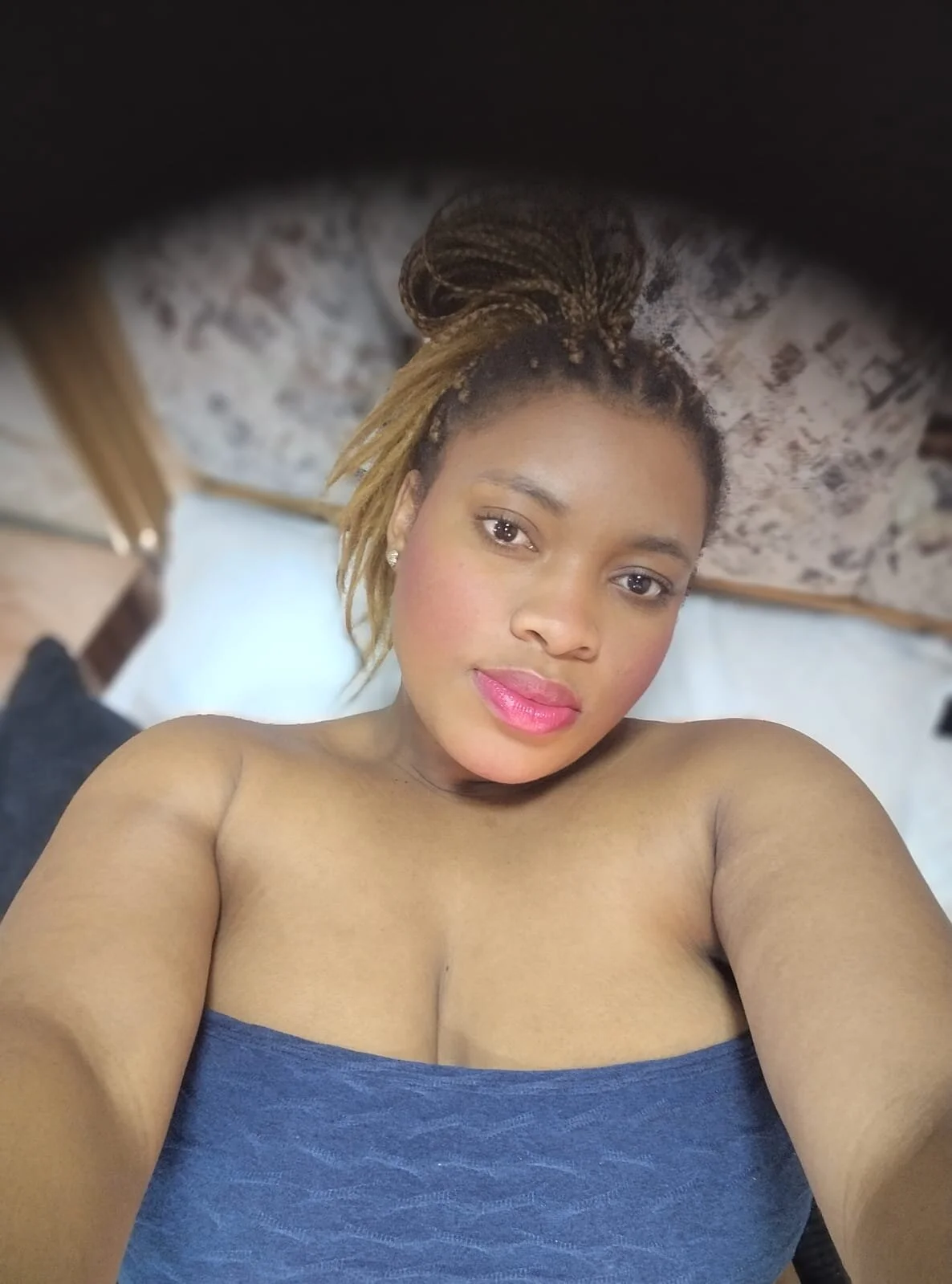 XXX Porn Photo of Nude ZOLEY_WATSON 123