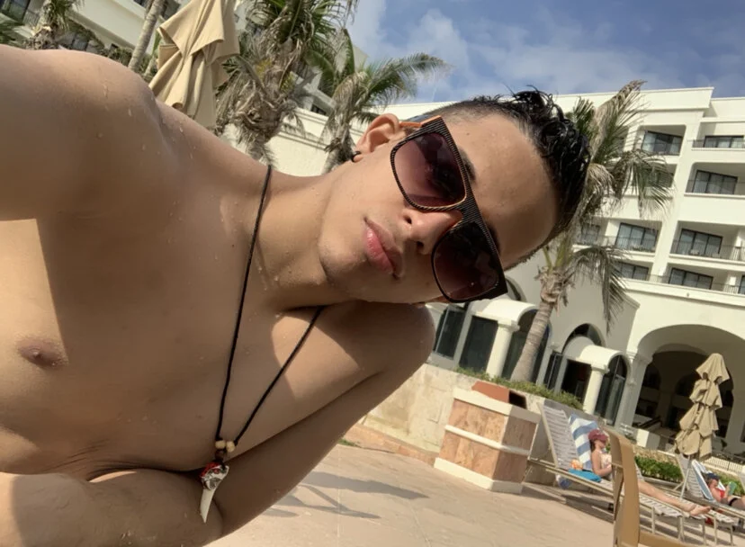 XXX Porn Photo of Nude Danyer33 8