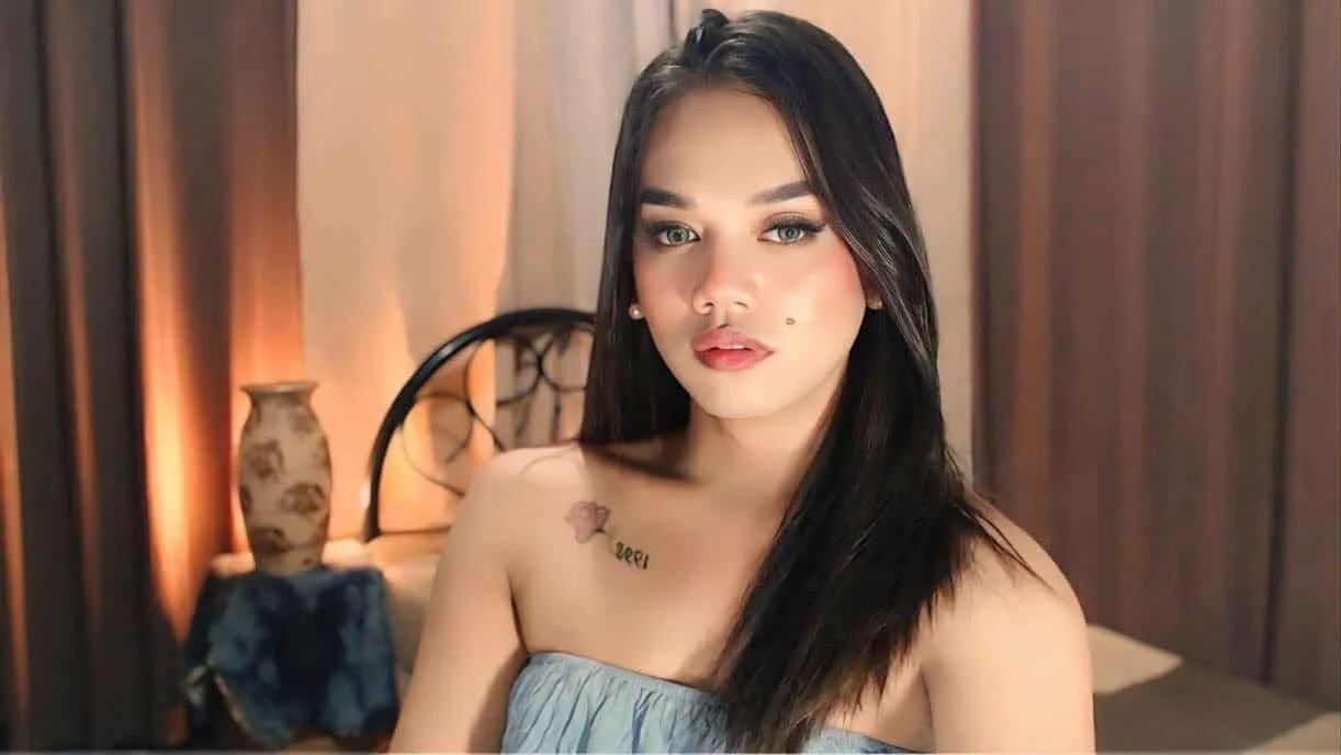 XXX Porn Photo of Nude DivineCandy 5