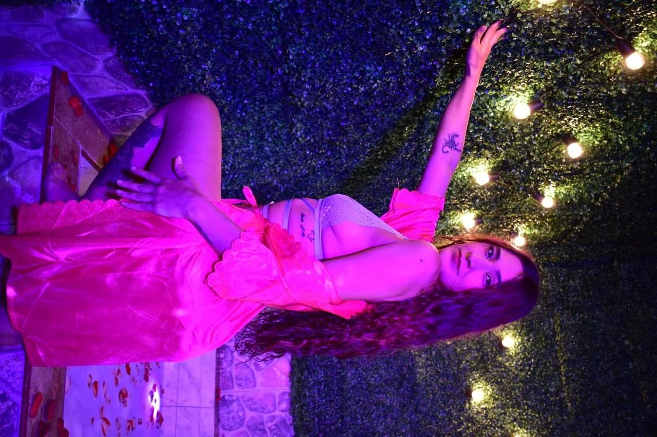 XXX Porn Photo of Nude deepthroatlatina 123