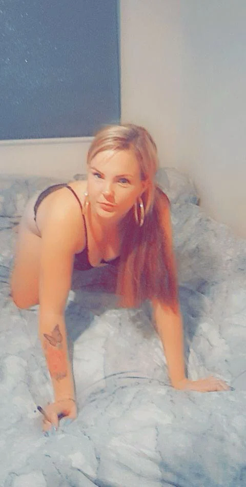XXX Porn Photo of Nude SexyLoLoUK 1