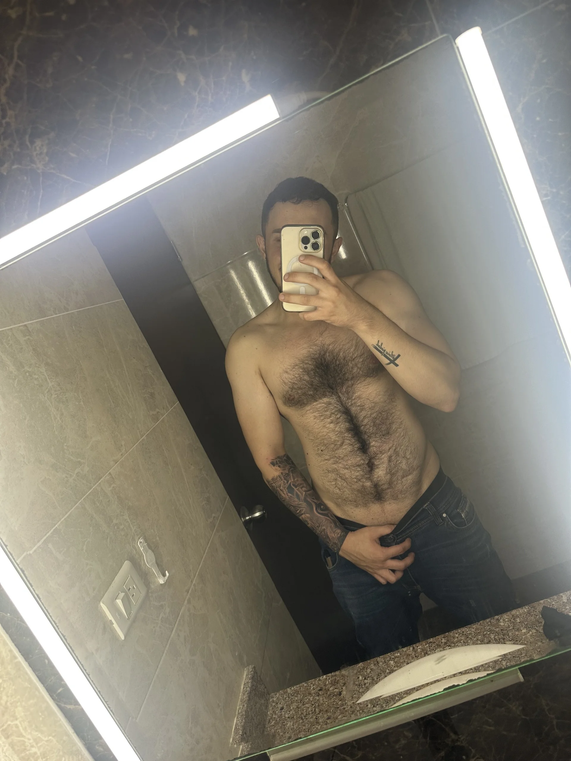 XXX Porn Photo of Nude max_steel_hot 2
